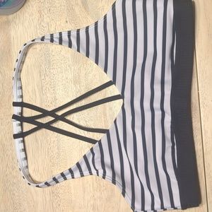 Under Armor Strappy Back Sports Bra